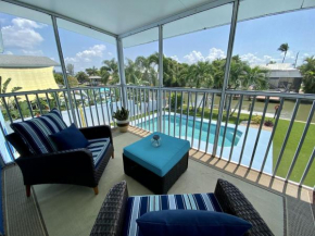 120 Bahia Upstairs